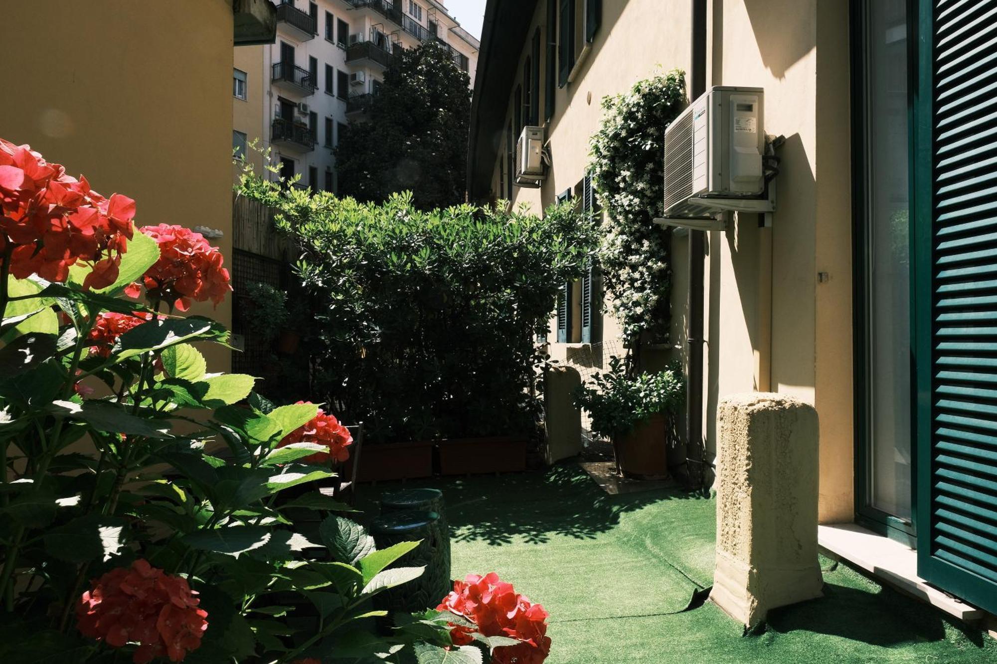 Comecasa Flowery Terraced Apartment Milán Exterior foto